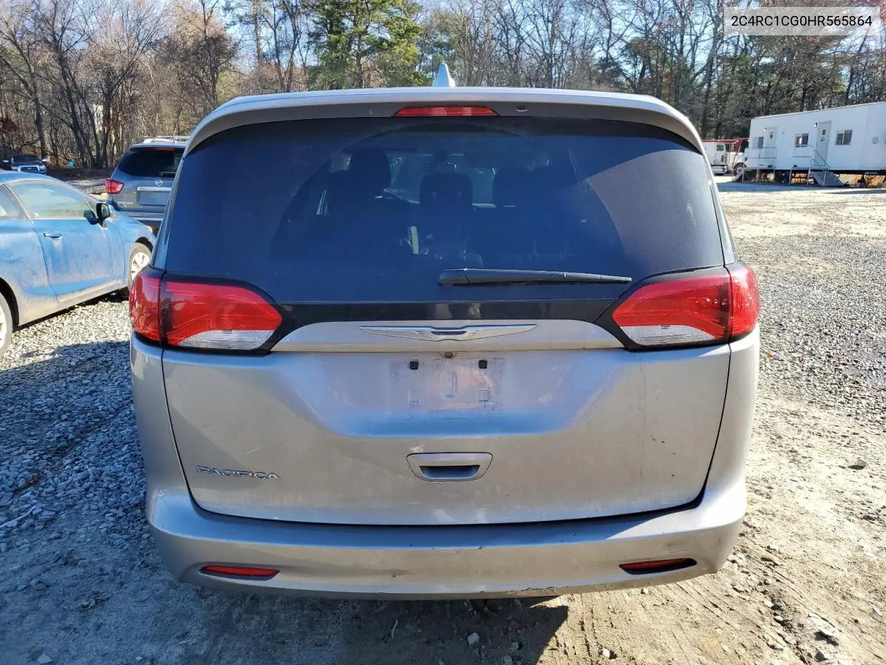 2C4RC1CG0HR565864 2017 Chrysler Pacifica Lx