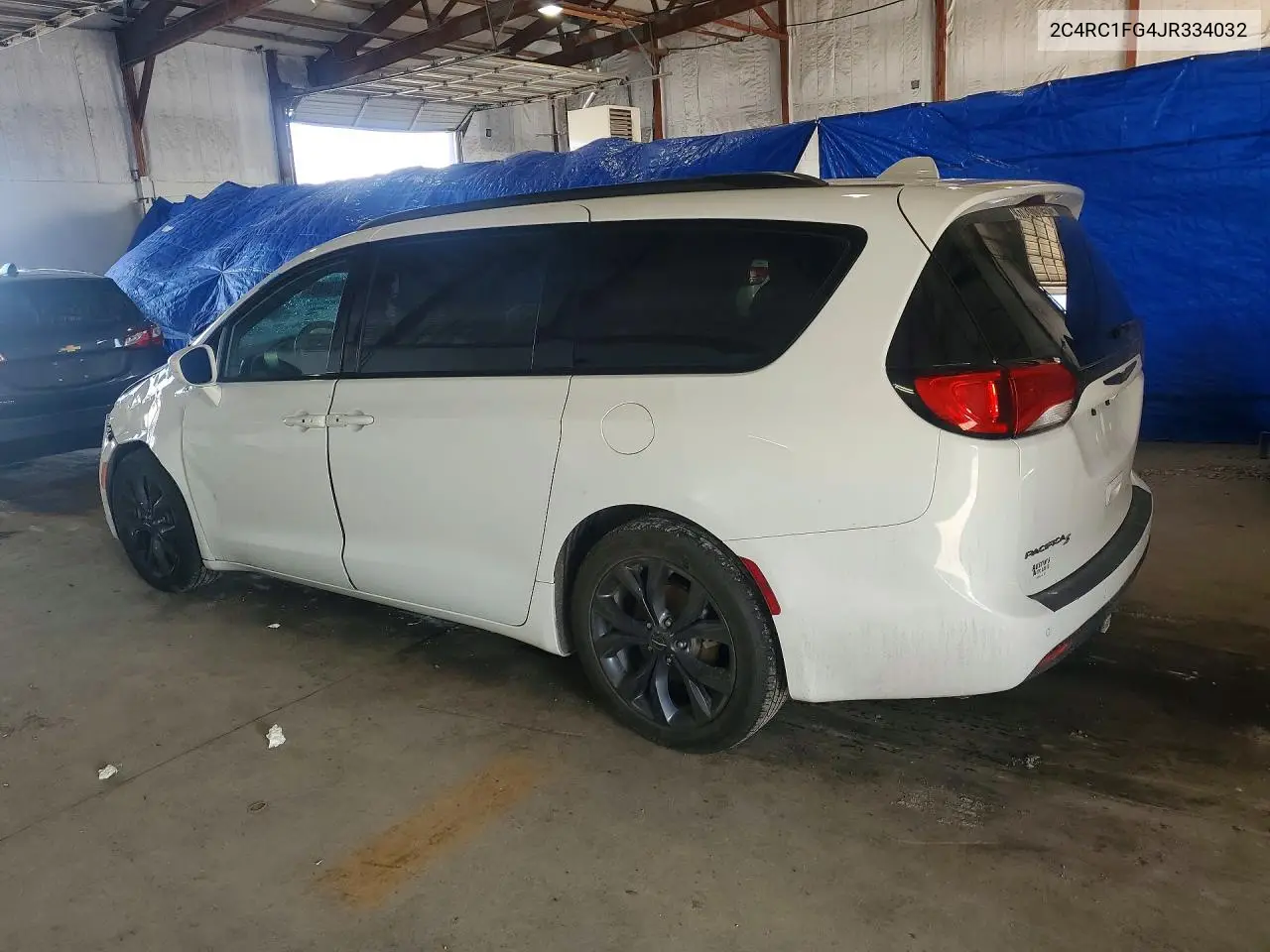 2C4RC1FG4JR334032 2018 Chrysler Pacifica Touring Plus