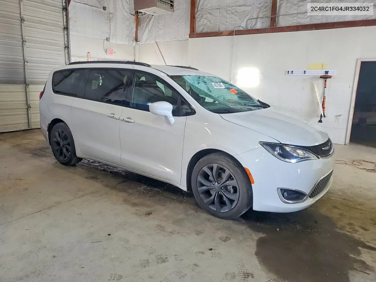 2C4RC1FG4JR334032 2018 Chrysler Pacifica Touring Plus