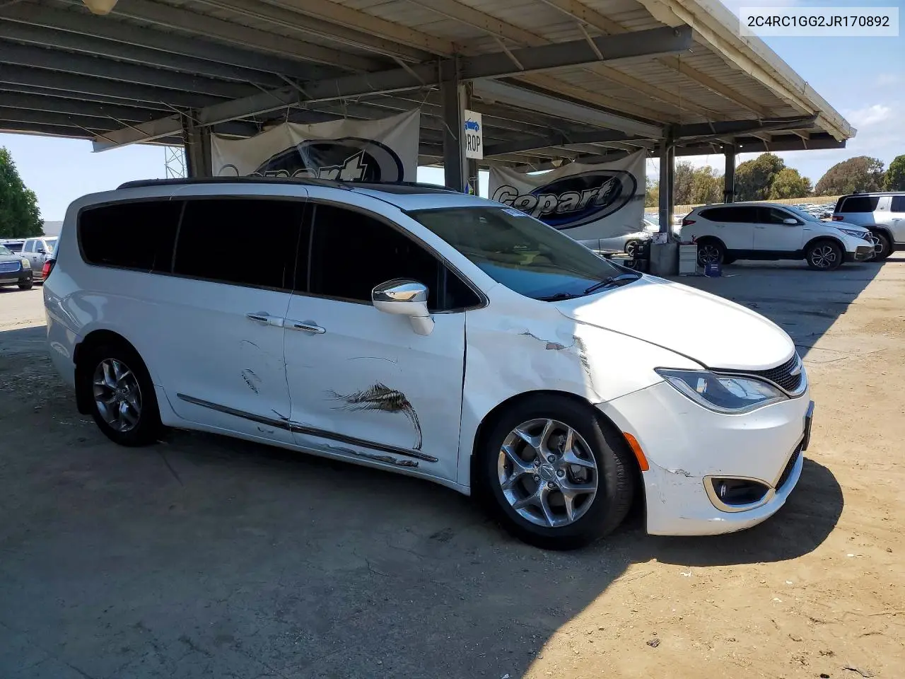 2018 Chrysler Pacifica Limited VIN: 2C4RC1GG2JR170892 Lot: 58117646
