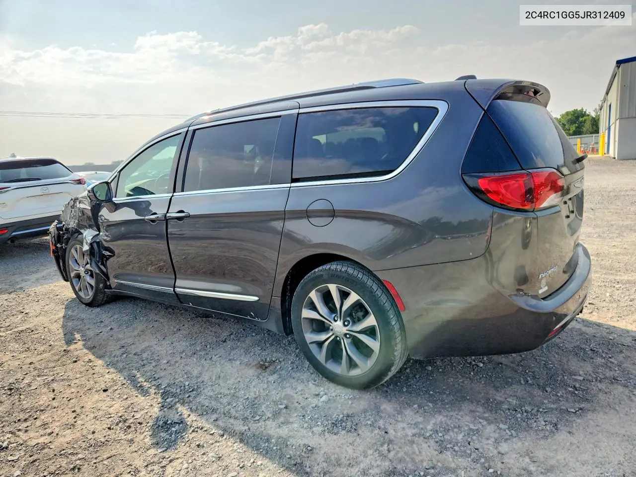 2018 Chrysler Pacifica Limited VIN: 2C4RC1GG5JR312409 Lot: 59661116