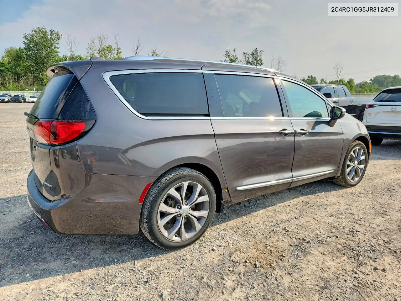 2018 Chrysler Pacifica Limited VIN: 2C4RC1GG5JR312409 Lot: 59661116