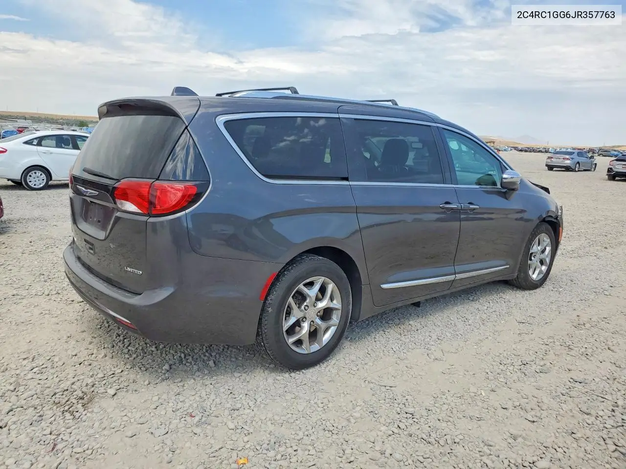 2018 Chrysler Pacifica Limited VIN: 2C4RC1GG6JR357763 Lot: 61434276