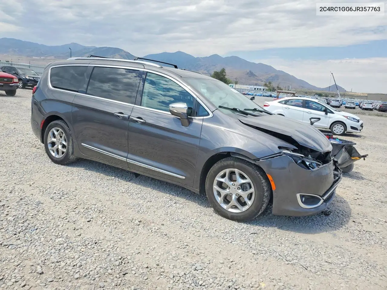 2018 Chrysler Pacifica Limited VIN: 2C4RC1GG6JR357763 Lot: 61434276