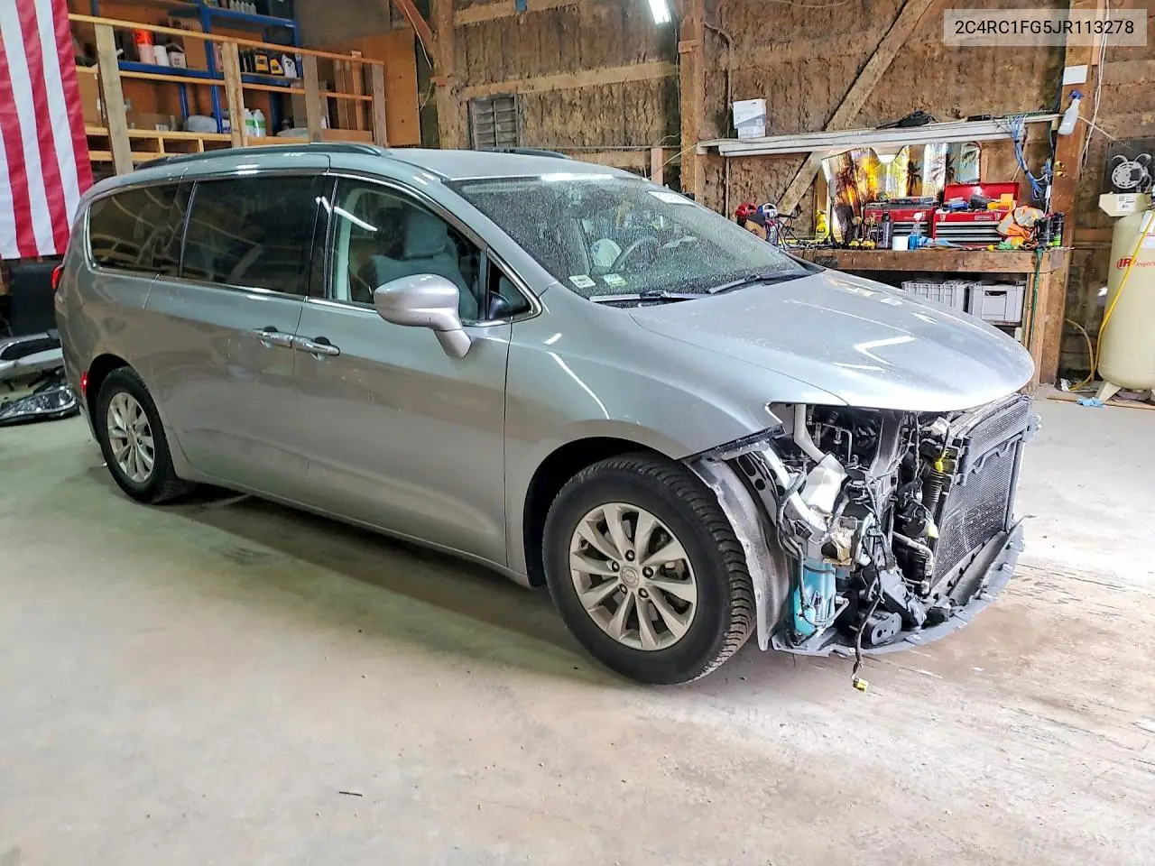 2018 Chrysler Pacifica Touring Plus VIN: 2C4RC1FG5JR113278 Lot: 61870996