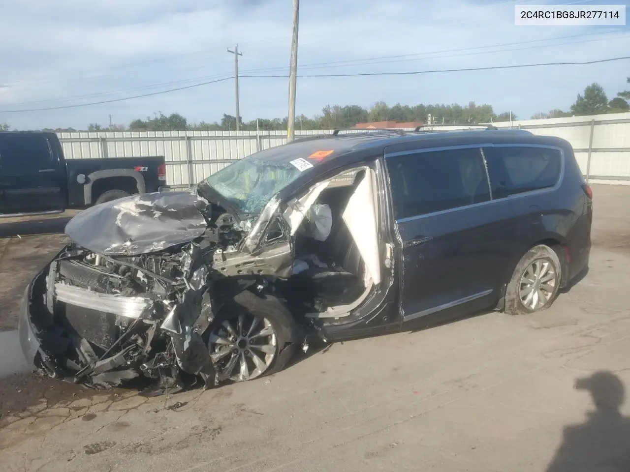 2C4RC1BG8JR277114 2018 Chrysler Pacifica Touring L