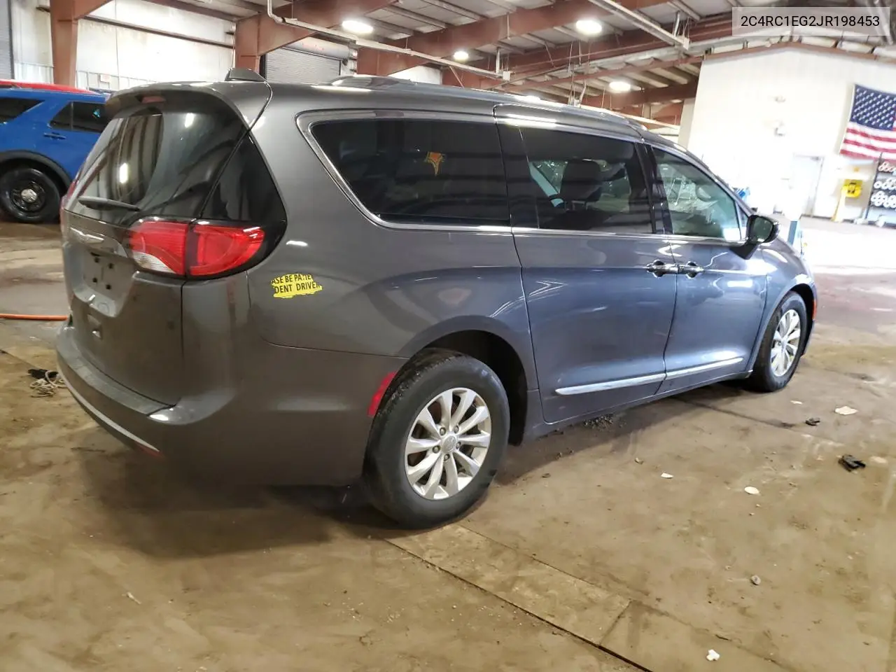 2C4RC1EG2JR198453 2018 Chrysler Pacifica Touring L Plus