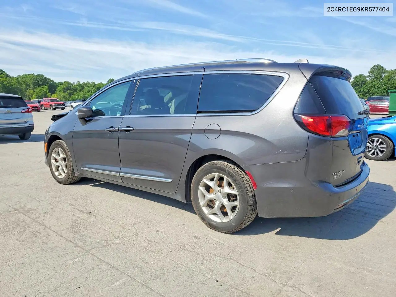 2019 Chrysler Pacifica Touring L Plus VIN: 2C4RC1EG9KR577404 Lot: 55557006