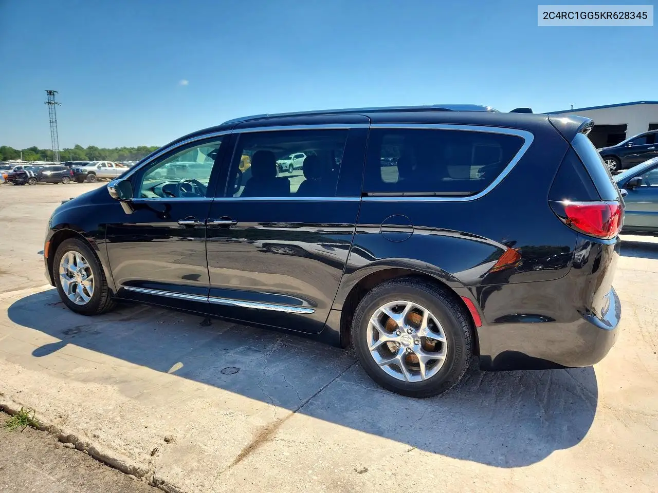 2019 Chrysler Pacifica Limited VIN: 2C4RC1GG5KR628345 Lot: 57114536
