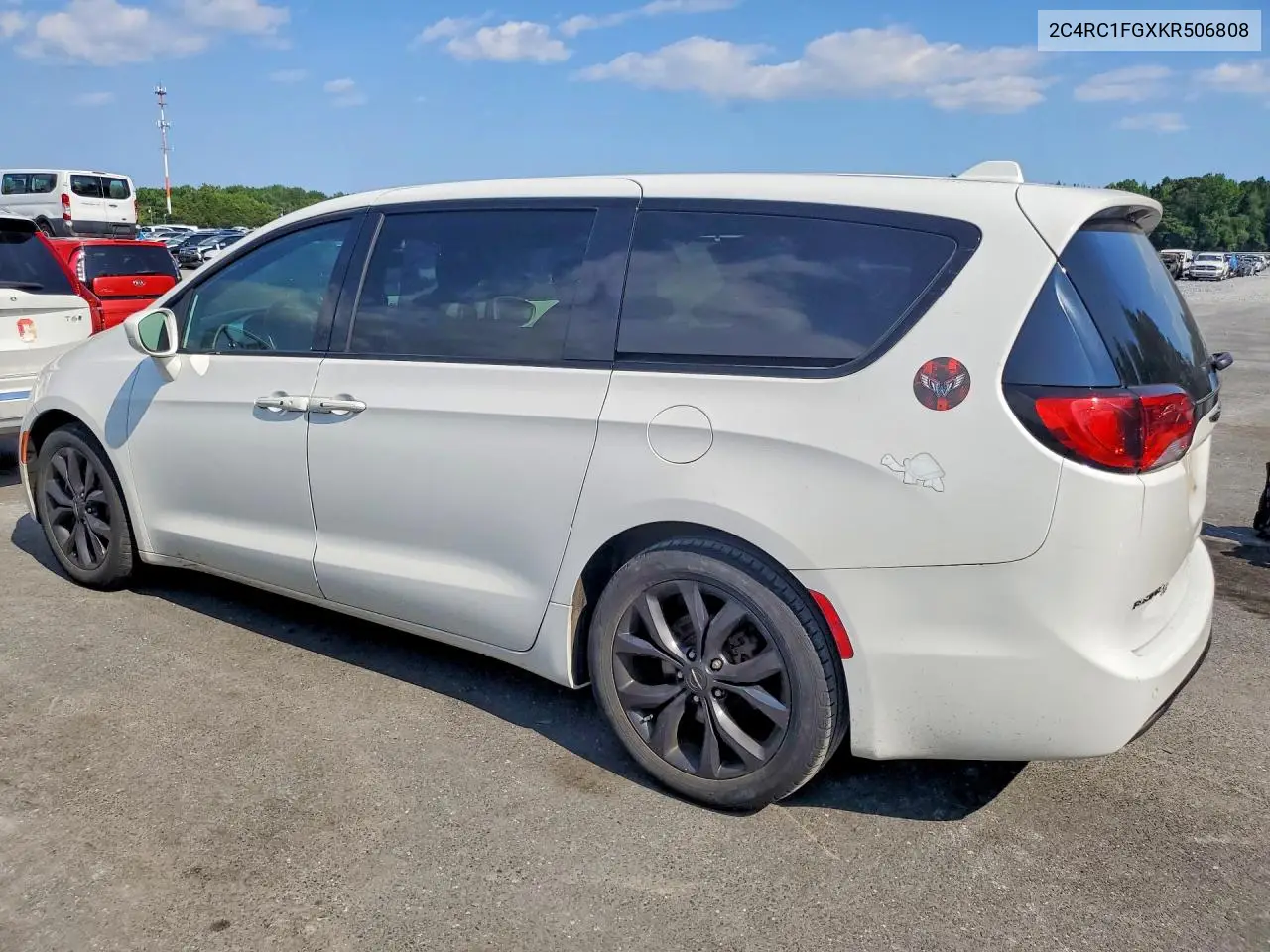 2019 Chrysler Pacifica Touring Plus VIN: 2C4RC1FGXKR506808 Lot: 60583286