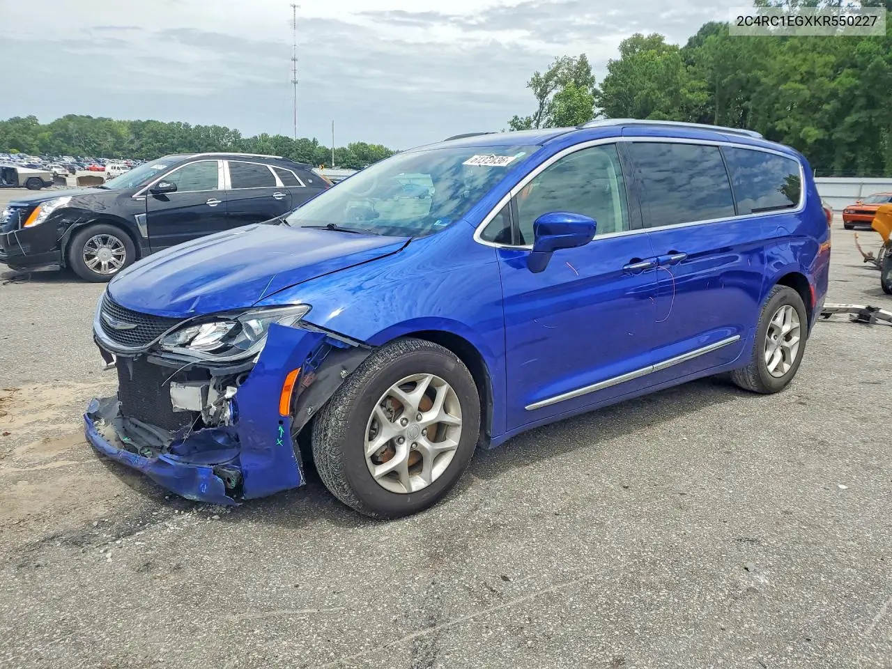 2019 Chrysler Pacifica Touring L Plus VIN: 2C4RC1EGXKR550227 Lot: 61332036