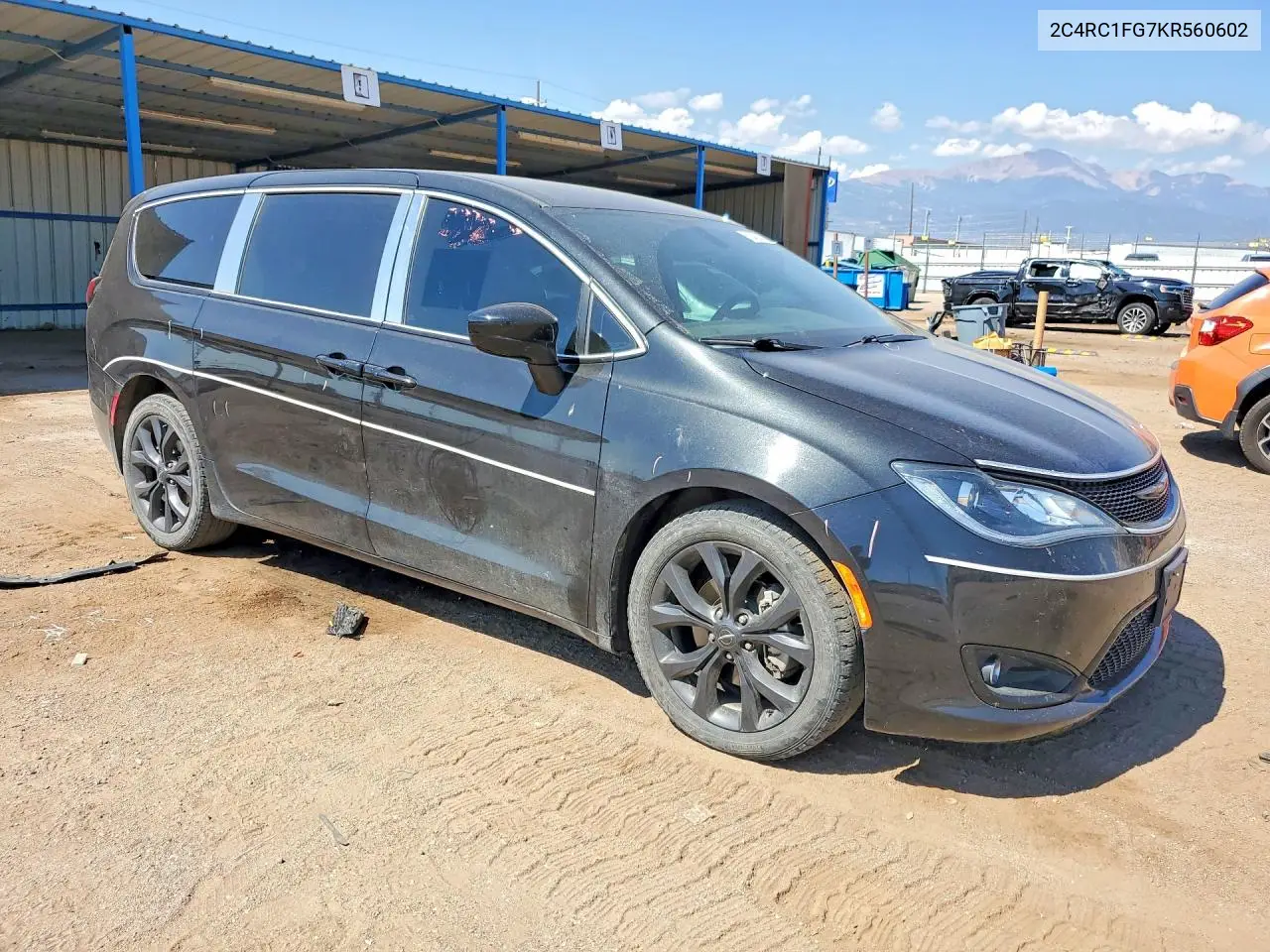 2019 Chrysler Pacifica Touring Plus VIN: 2C4RC1FG7KR560602 Lot: 61542146