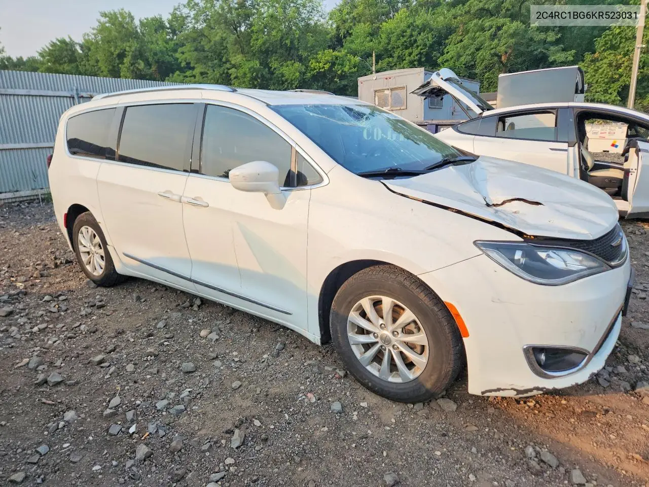 2019 Chrysler Pacifica Touring L VIN: 2C4RC1BG6KR523031 Lot: 61584816