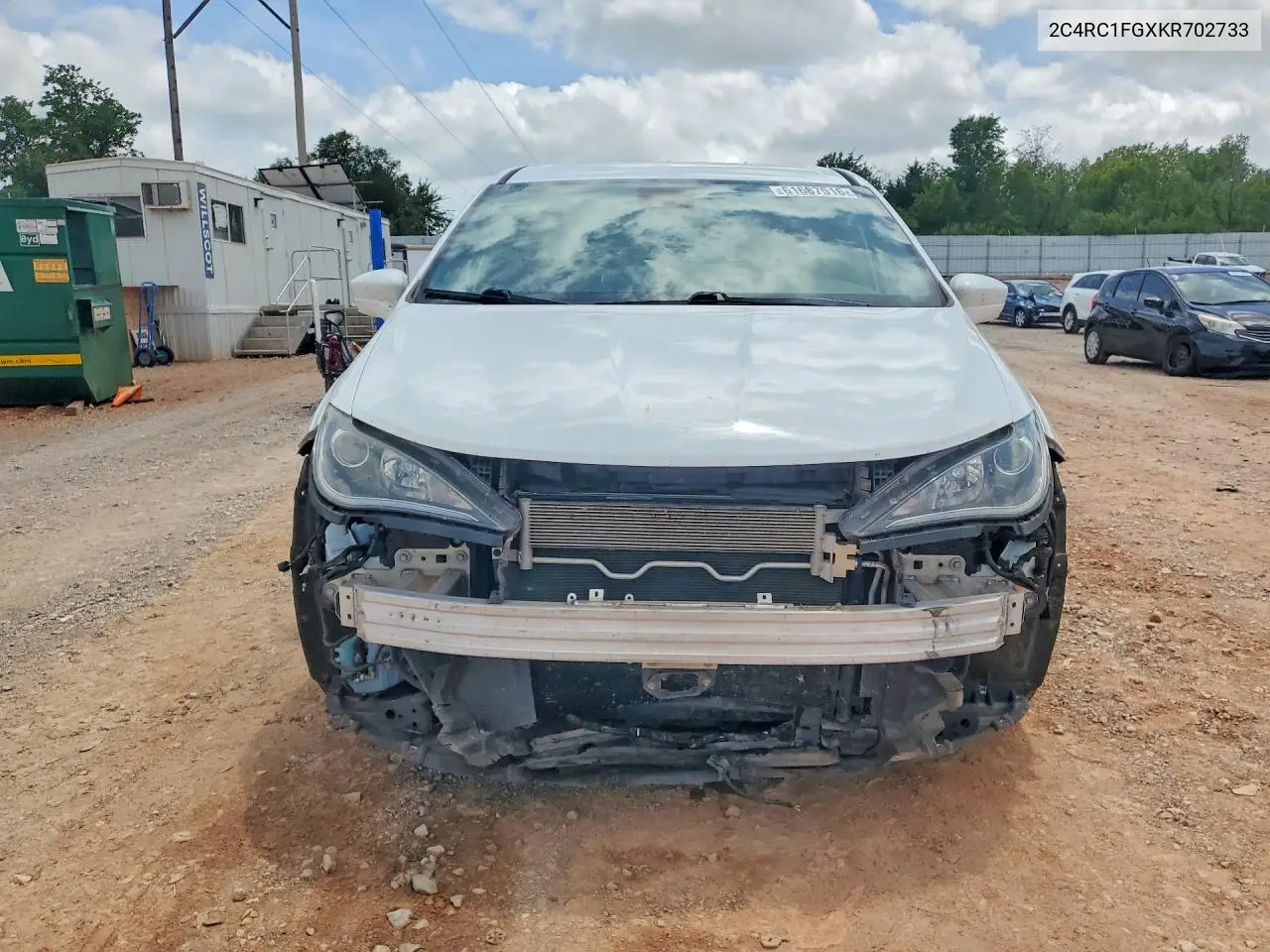 2019 Chrysler Pacifica Touring Plus VIN: 2C4RC1FGXKR702733 Lot: 61687516