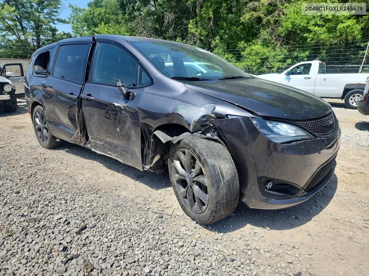 2020 Chrysler Pacifica Touring VIN: 2C4RC1FGXLR245679 Lot: 59094446