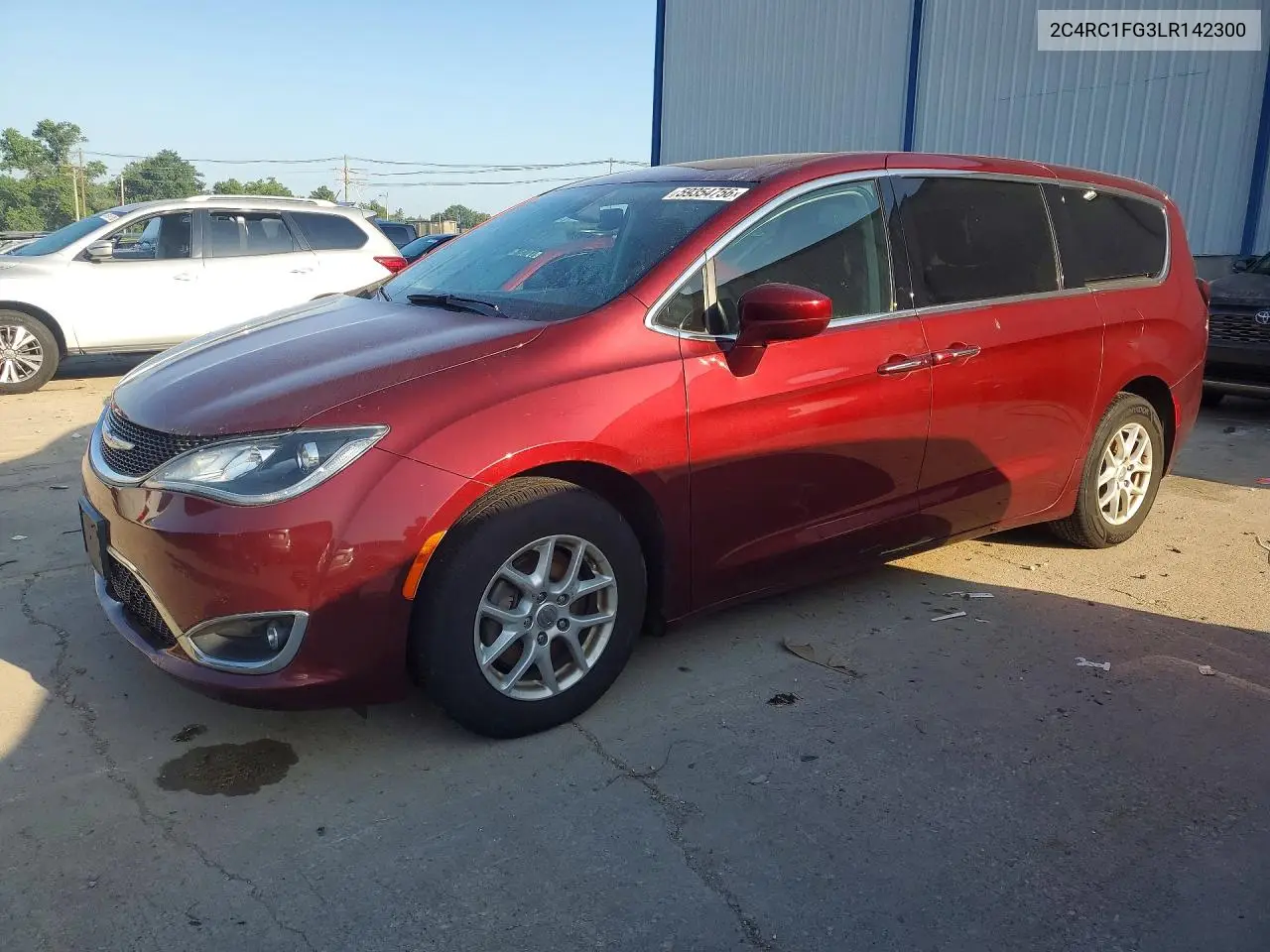 2020 Chrysler Pacifica Touring VIN: 2C4RC1FG3LR142300 Lot: 59354756