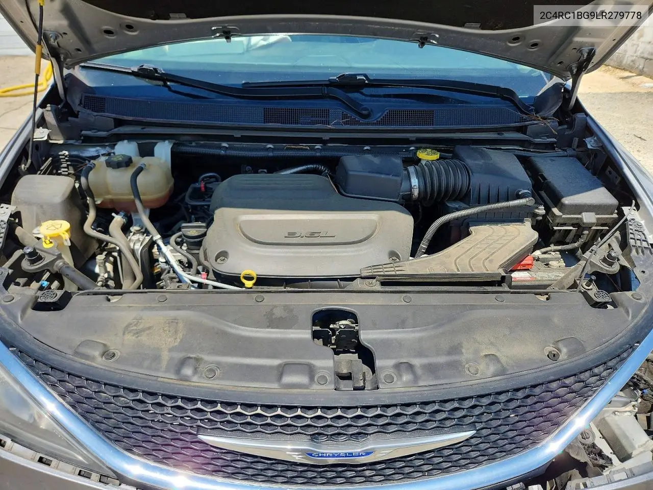 2020 Chrysler Pacifica Touring L VIN: 2C4RC1BG9LR279778 Lot: 60660046