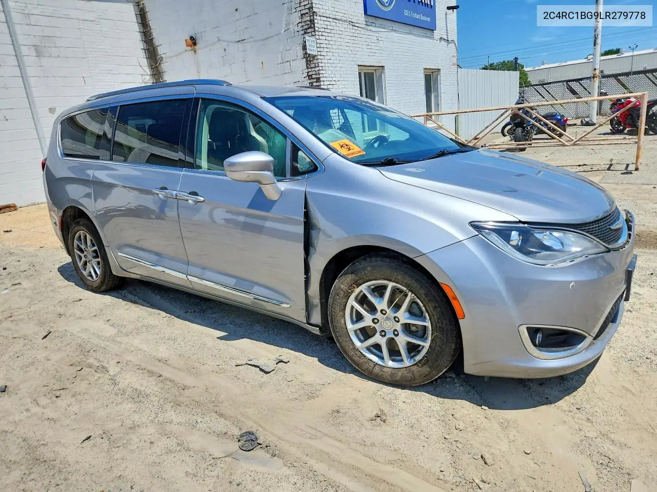2020 Chrysler Pacifica Touring L VIN: 2C4RC1BG9LR279778 Lot: 60660046