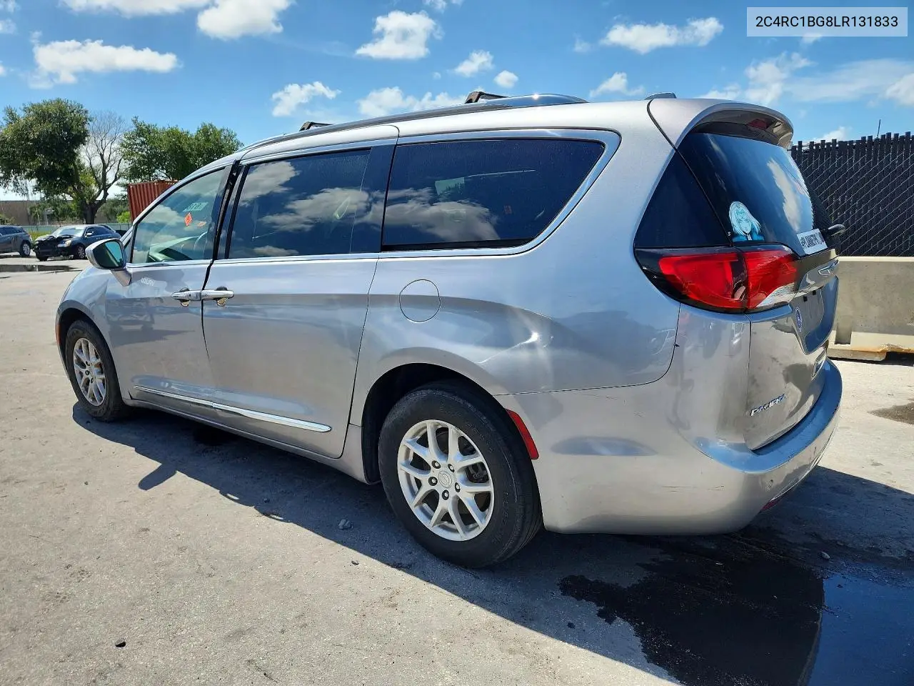 2020 Chrysler Pacifica Touring L VIN: 2C4RC1BG8LR131833 Lot: 61817256