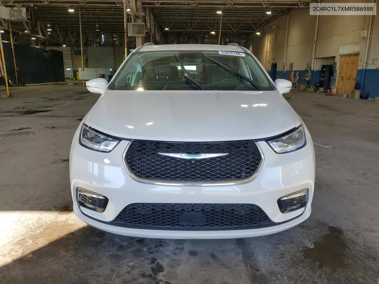 2021 Chrysler Pacifica Hybrid Touring L VIN: 2C4RC1L7XMR586988 Lot: 55835786