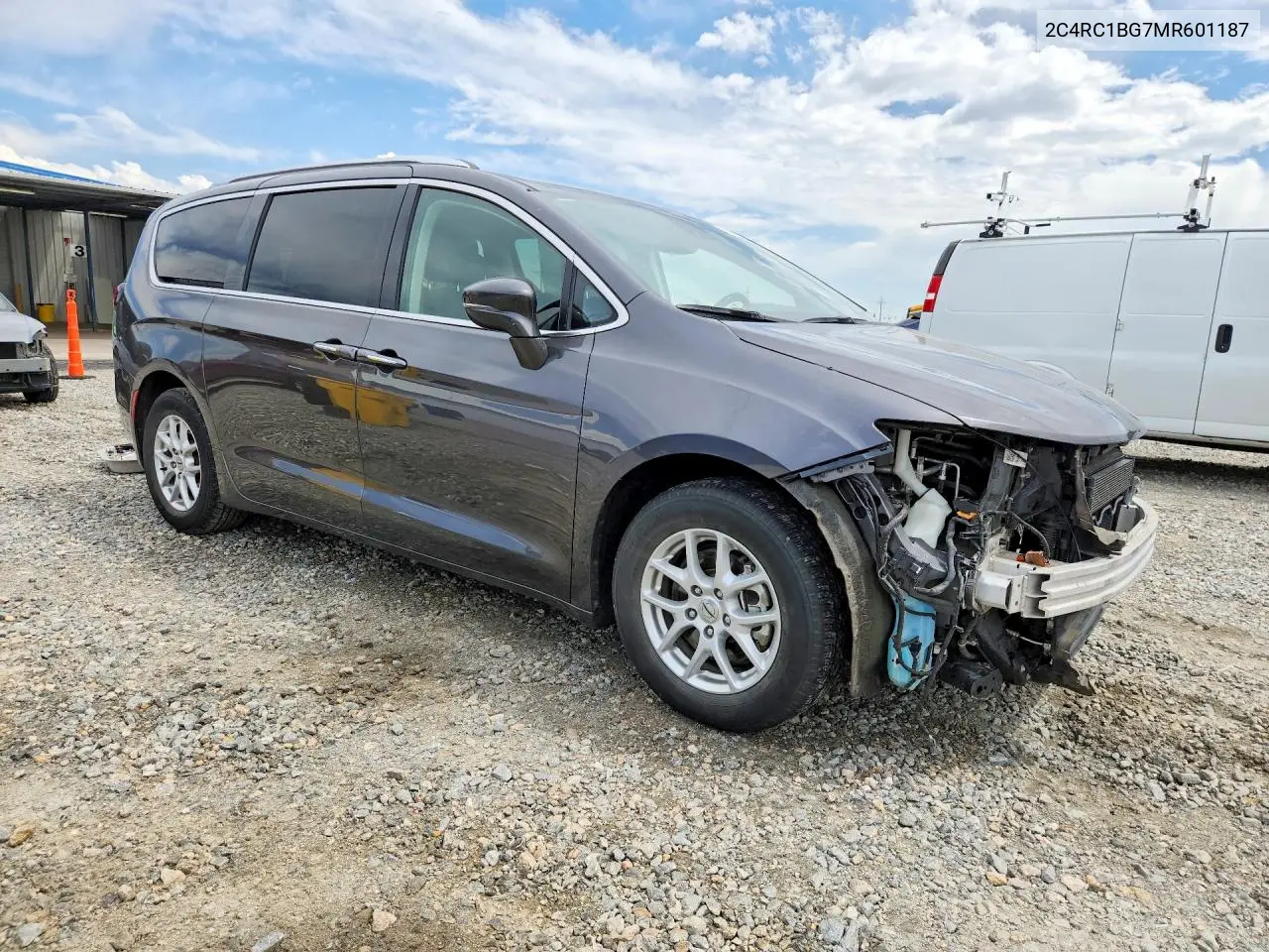 2021 Chrysler Pacifica Touring L VIN: 2C4RC1BG7MR601187 Lot: 56662446