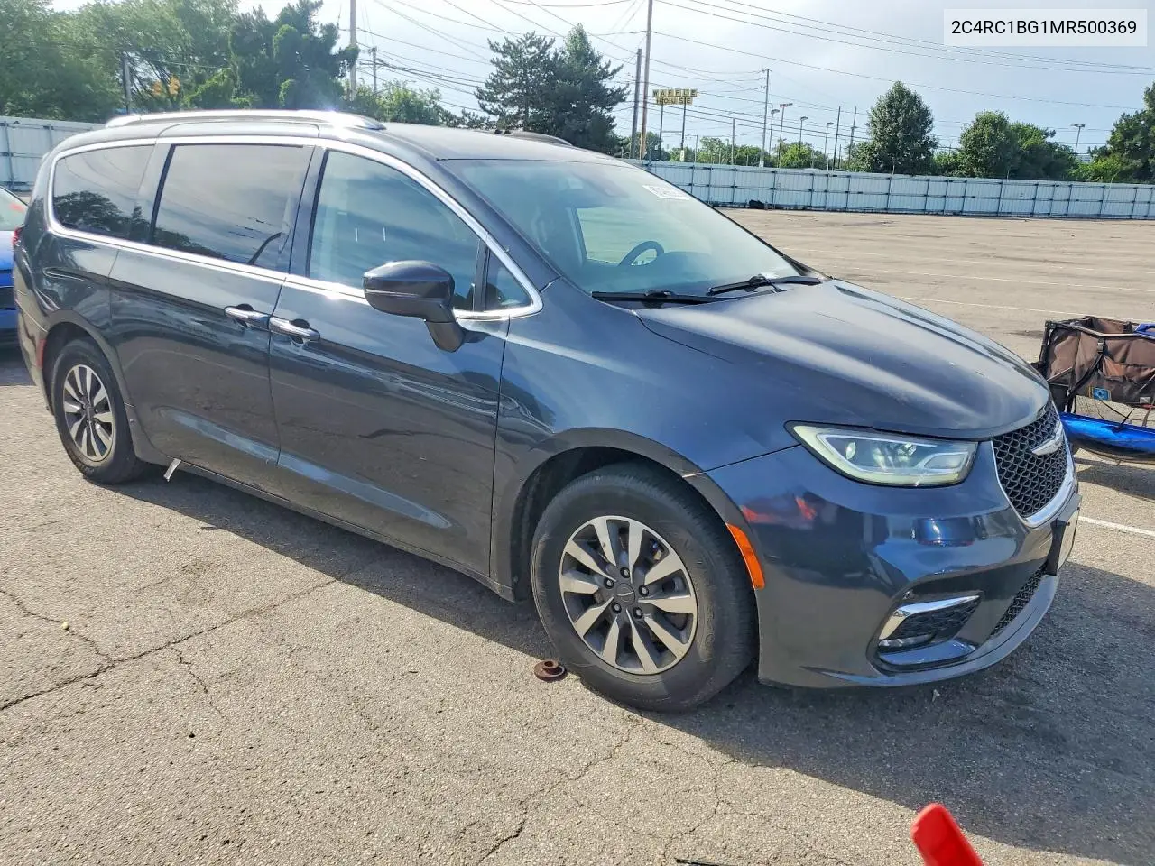 2021 Chrysler Pacifica Touring L VIN: 2C4RC1BG1MR500369 Lot: 57496626