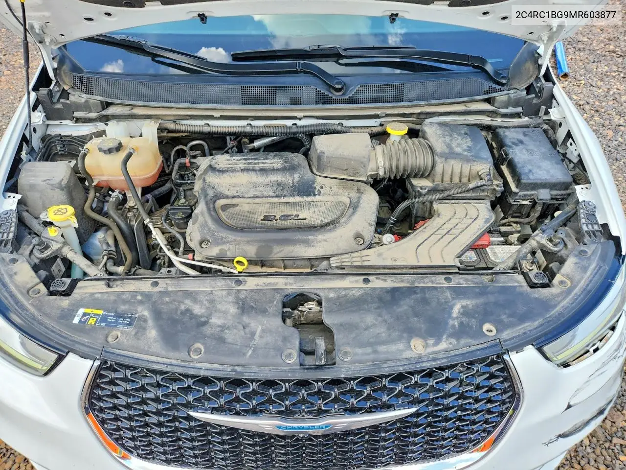 2021 Chrysler Pacifica Touring L VIN: 2C4RC1BG9MR603877 Lot: 61085386