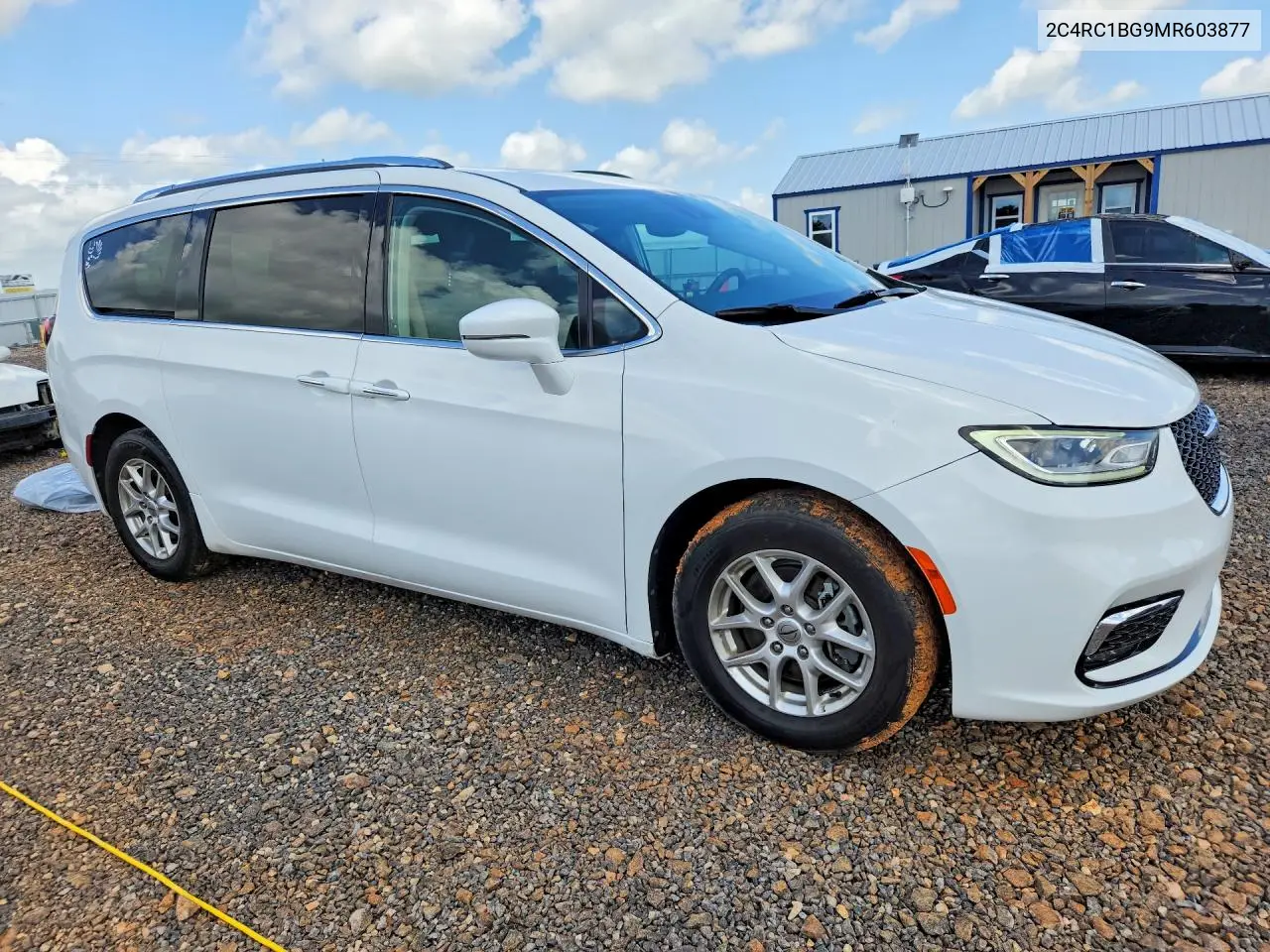 2021 Chrysler Pacifica Touring L VIN: 2C4RC1BG9MR603877 Lot: 61085386