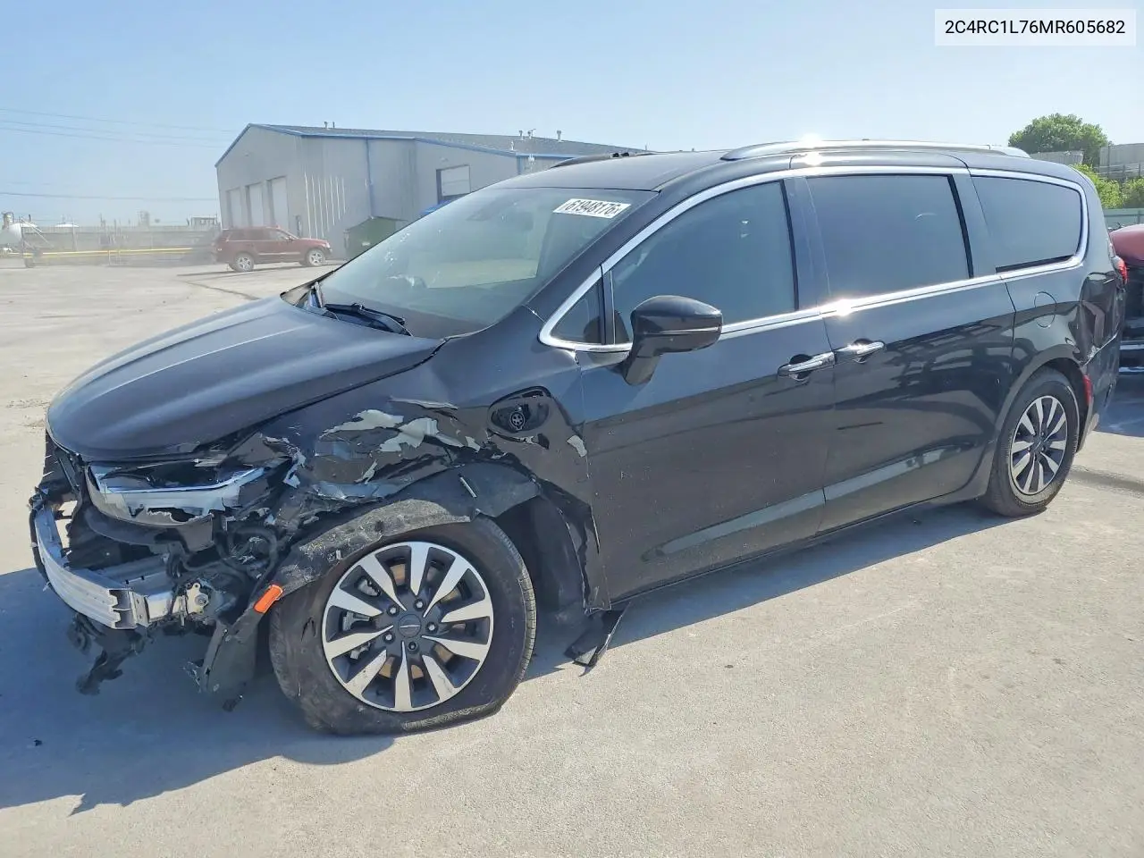 2021 Chrysler Pacifica Hybrid Touring L VIN: 2C4RC1L76MR605682 Lot: 61948176