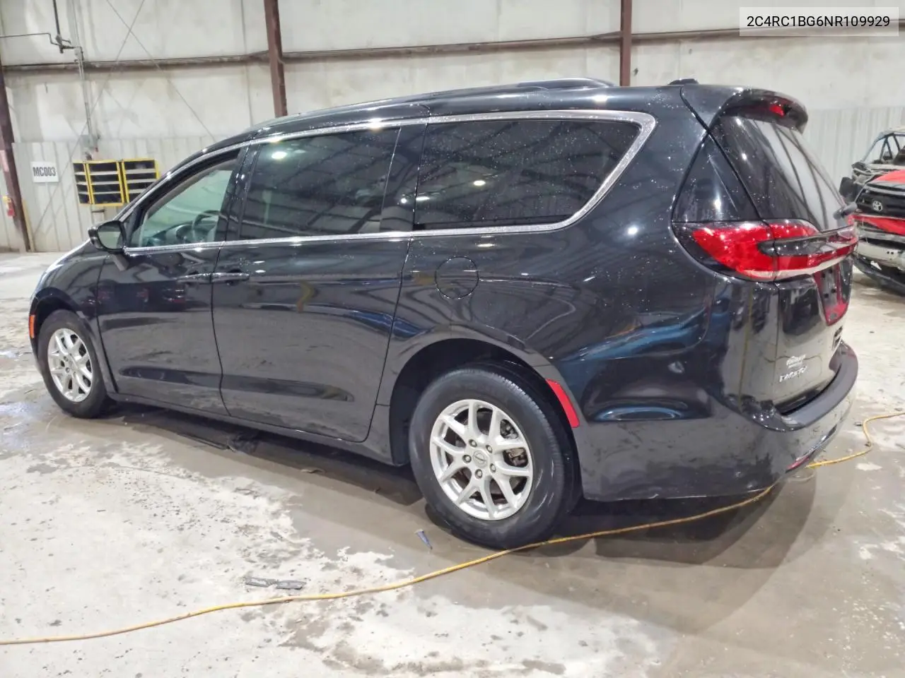 2022 Chrysler Pacifica Touring L VIN: 2C4RC1BG6NR109929 Lot: 57717006