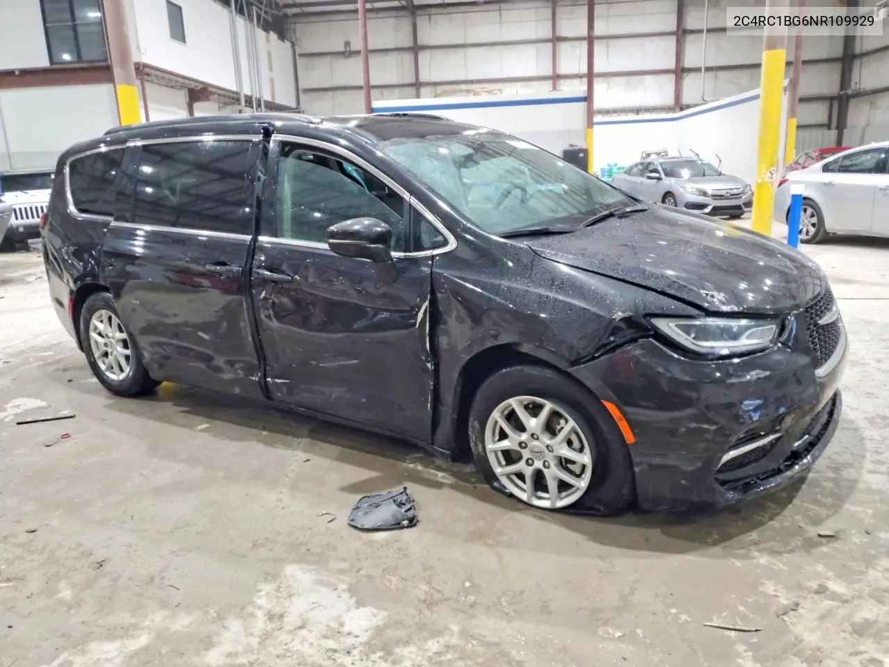 2022 Chrysler Pacifica Touring L VIN: 2C4RC1BG6NR109929 Lot: 57717006