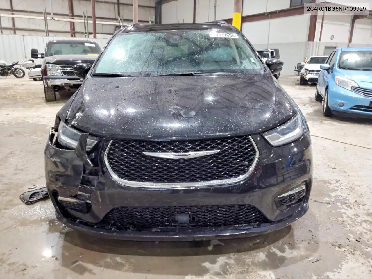 2022 Chrysler Pacifica Touring L VIN: 2C4RC1BG6NR109929 Lot: 57717006