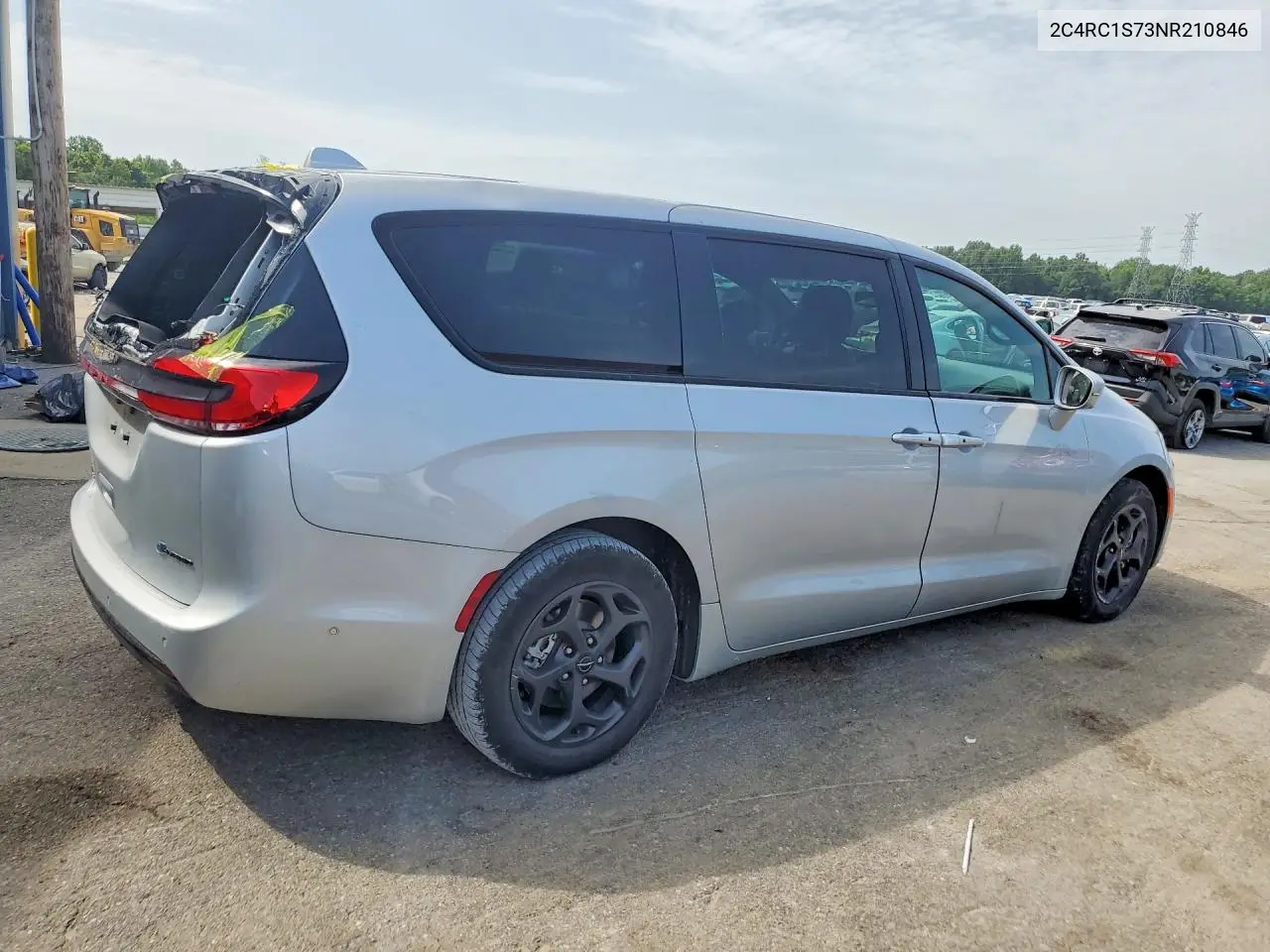 2022 Chrysler Pacifica Hybrid Limited VIN: 2C4RC1S73NR210846 Lot: 61419036