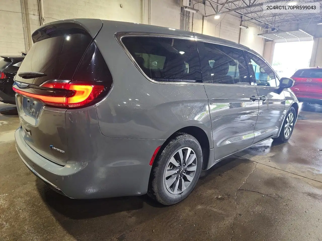 2023 Chrysler Pacifica Hybrid Touring L VIN: 2C4RC1L70PR599043 Lot: 58366926