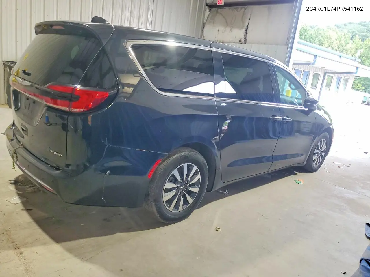 2023 Chrysler Pacifica Hybrid Touring L VIN: 2C4RC1L74PR541162 Lot: 61994446