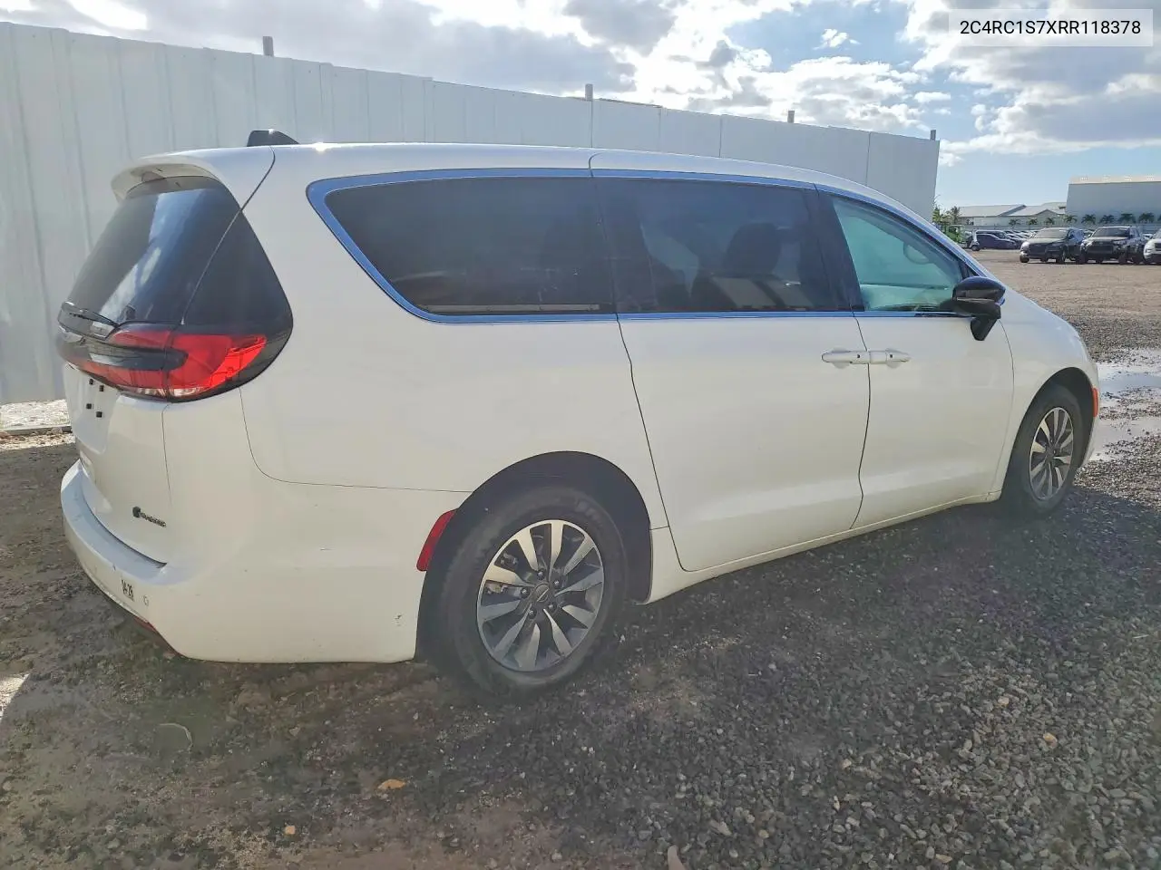 2024 Chrysler Pacifica Hybrid Select VIN: 2C4RC1S7XRR118378 Lot: 48706956