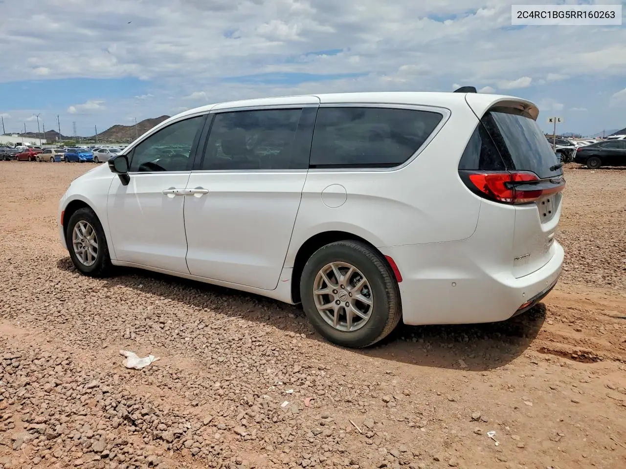 2024 Chrysler Pacifica Touring L VIN: 2C4RC1BG5RR160263 Lot: 61355476