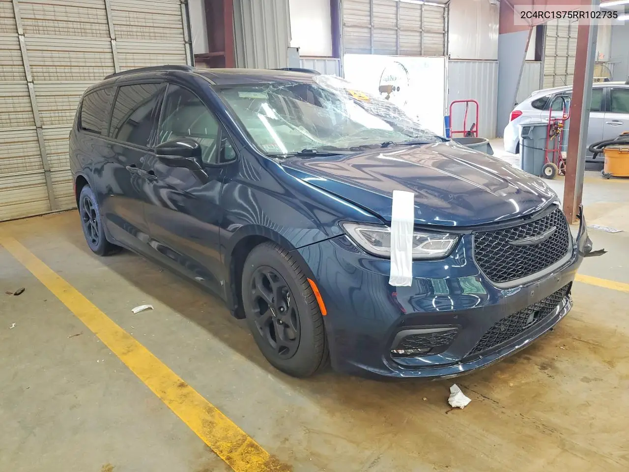 2024 Chrysler Pacifica Hybrid Select VIN: 2C4RC1S75RR102735 Lot: 61627016
