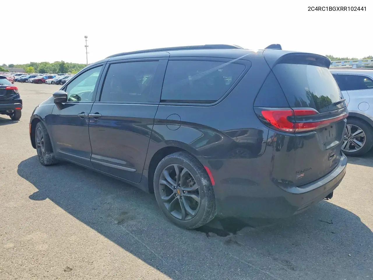 2024 Chrysler Pacifica Touring L VIN: 2C4RC1BGXRR102441 Lot: 61929156