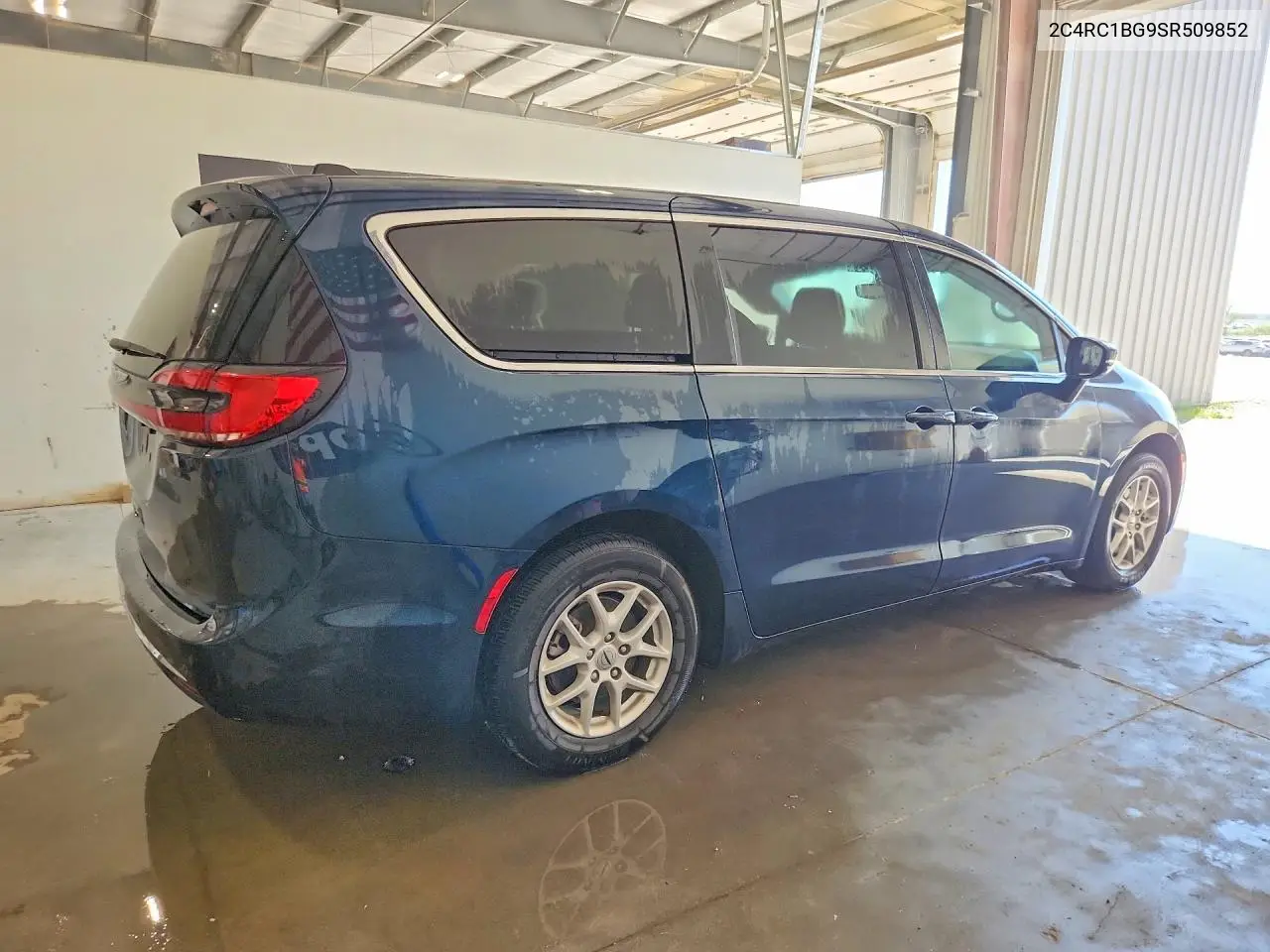 2025 Chrysler Pacifica Select VIN: 2C4RC1BG9SR509852 Lot: 61179746