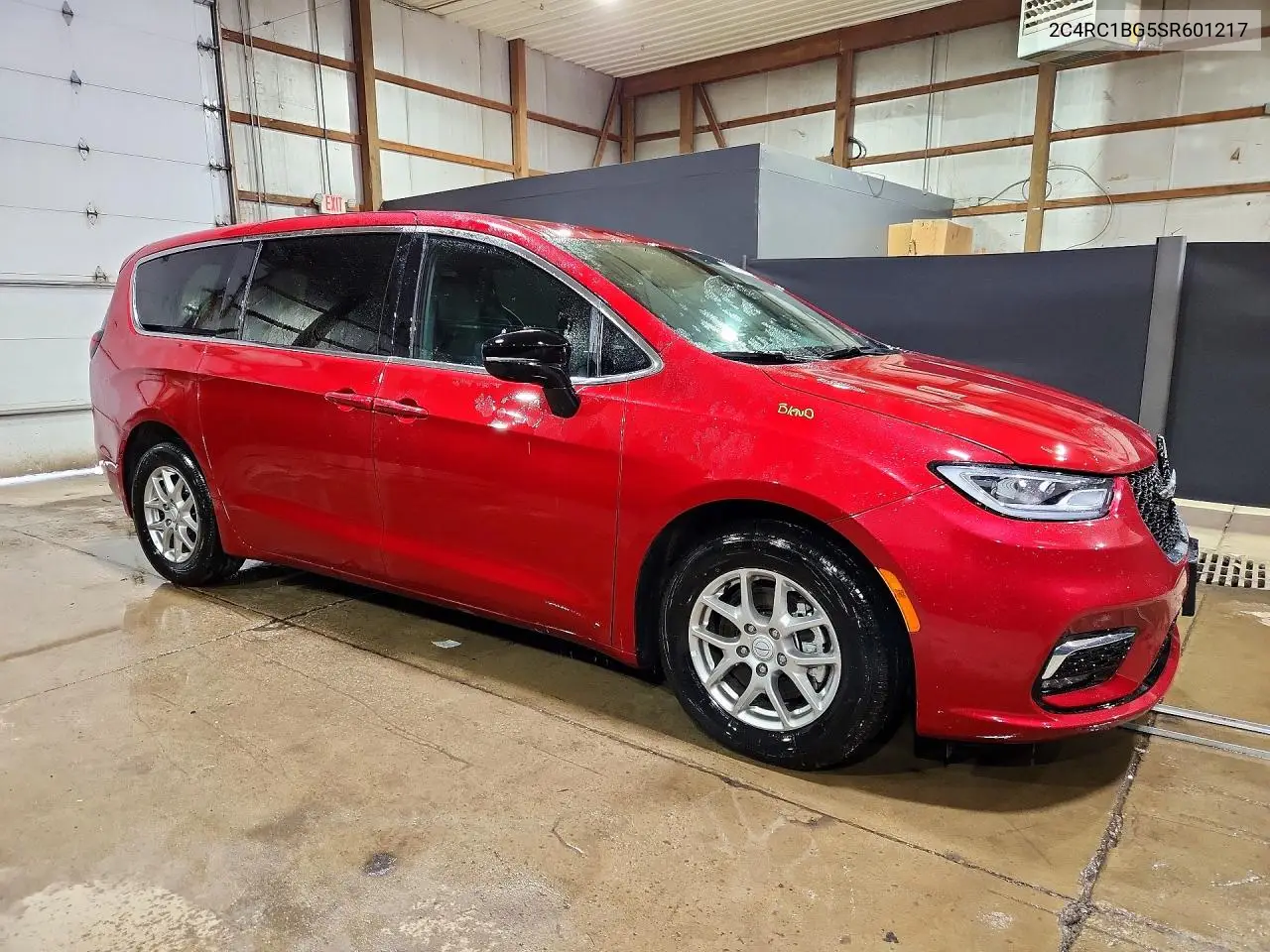 2025 Chrysler Pacifica Select VIN: 2C4RC1BG5SR601217 Lot: 61918036
