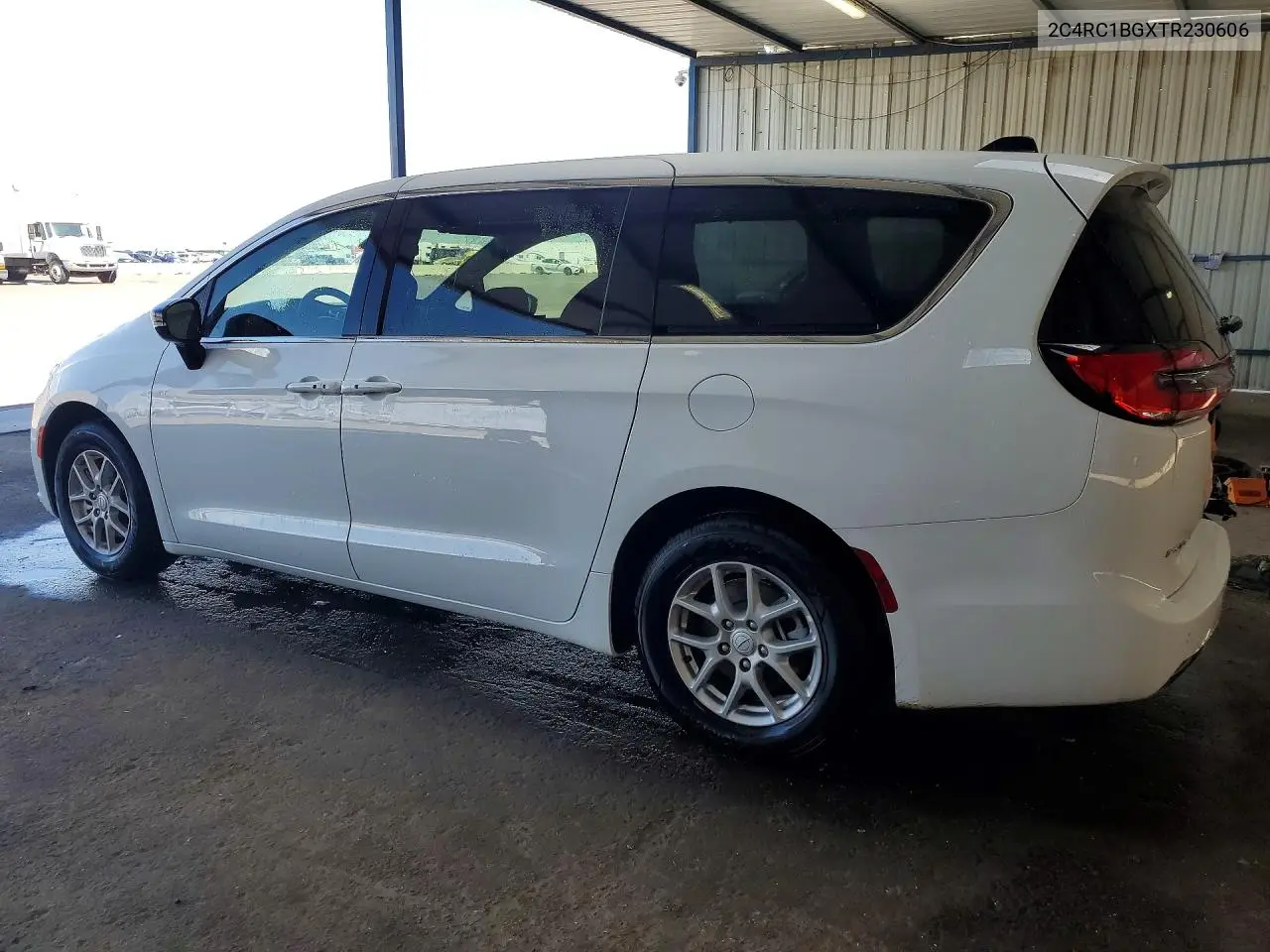 2026 Chrysler Pacifica Select VIN: 2C4RC1BGXTR230606 Lot: 56158536