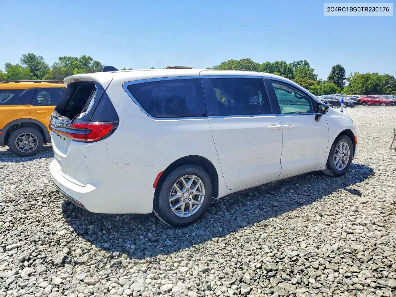 2026 Chrysler Pacifica Select VIN: 2C4RC1BG0TR230176 Lot: 56402256