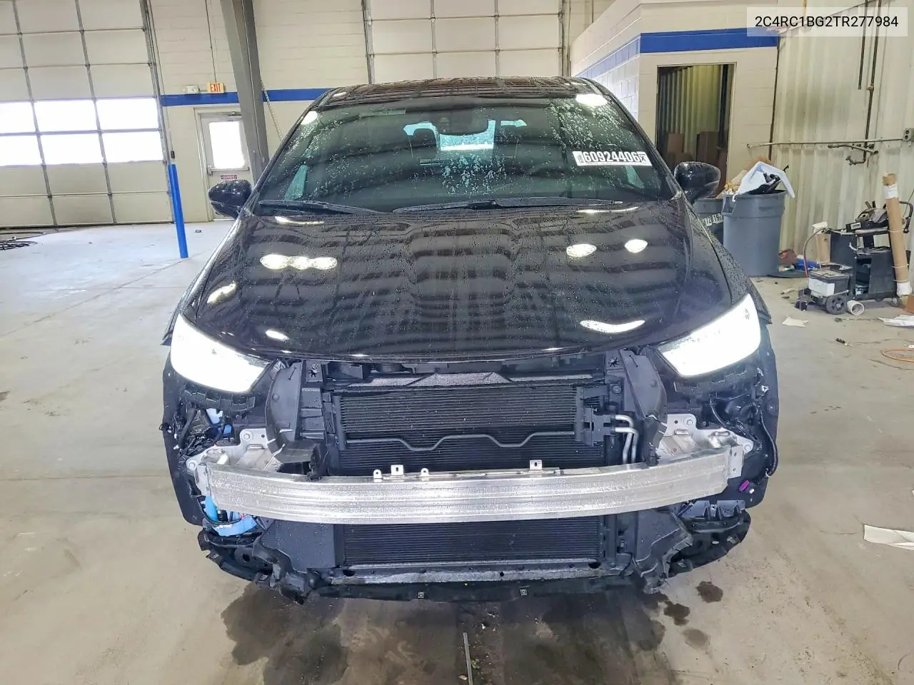 2026 Chrysler Pacifica Select VIN: 2C4RC1BG2TR277984 Lot: 60924406