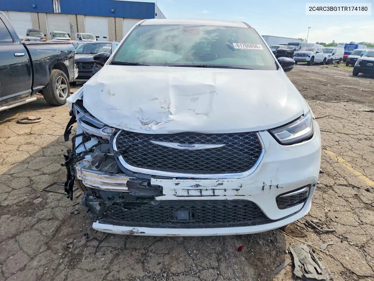 2026 Chrysler Pacifica Select VIN: 2C4RC3BG1TR174180 Lot: 61706896