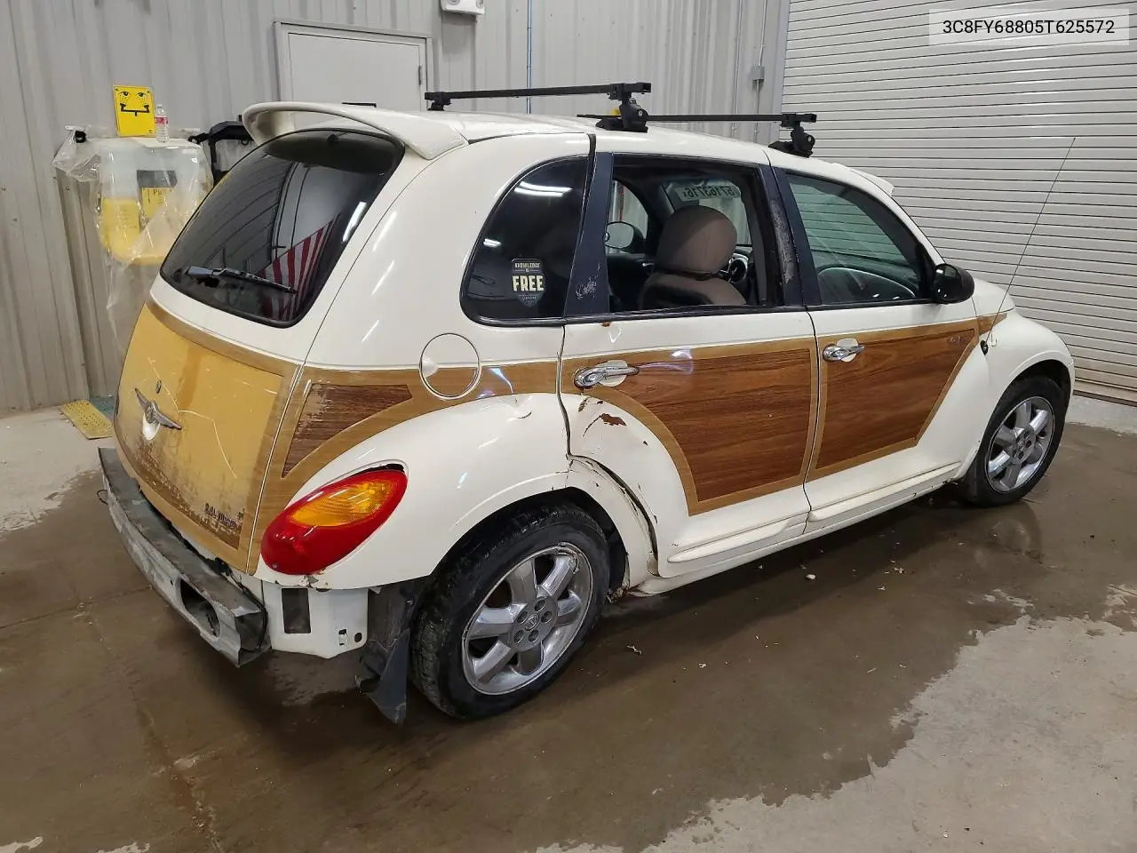 2005 Chrysler Pt Cruiser Limited VIN: 3C8FY68805T625572 Lot: 57163716