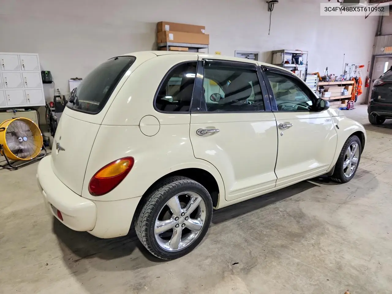 2005 Chrysler Pt Cruiser Base VIN: 3C4FY48BX5T610952 Lot: 59601646