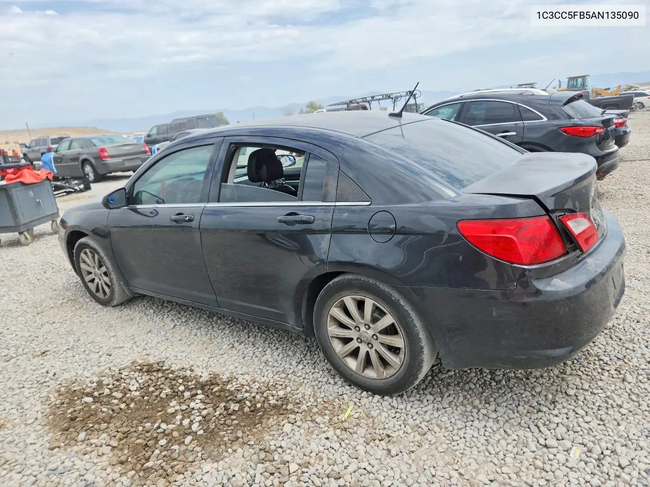 2010 Chrysler Sebring Limited VIN: 1C3CC5FB5AN135090 Lot: 61008766