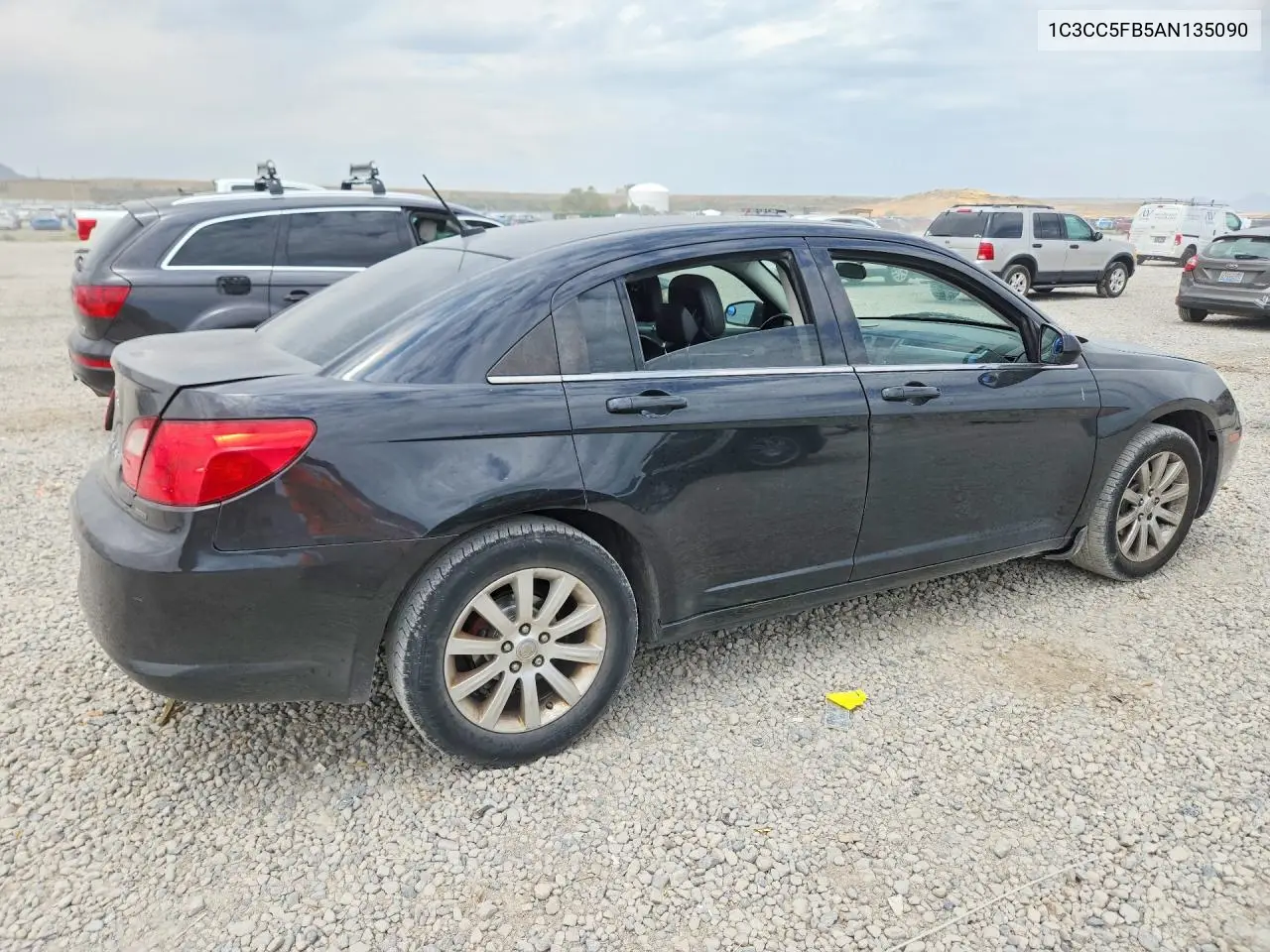 2010 Chrysler Sebring Limited VIN: 1C3CC5FB5AN135090 Lot: 61008766