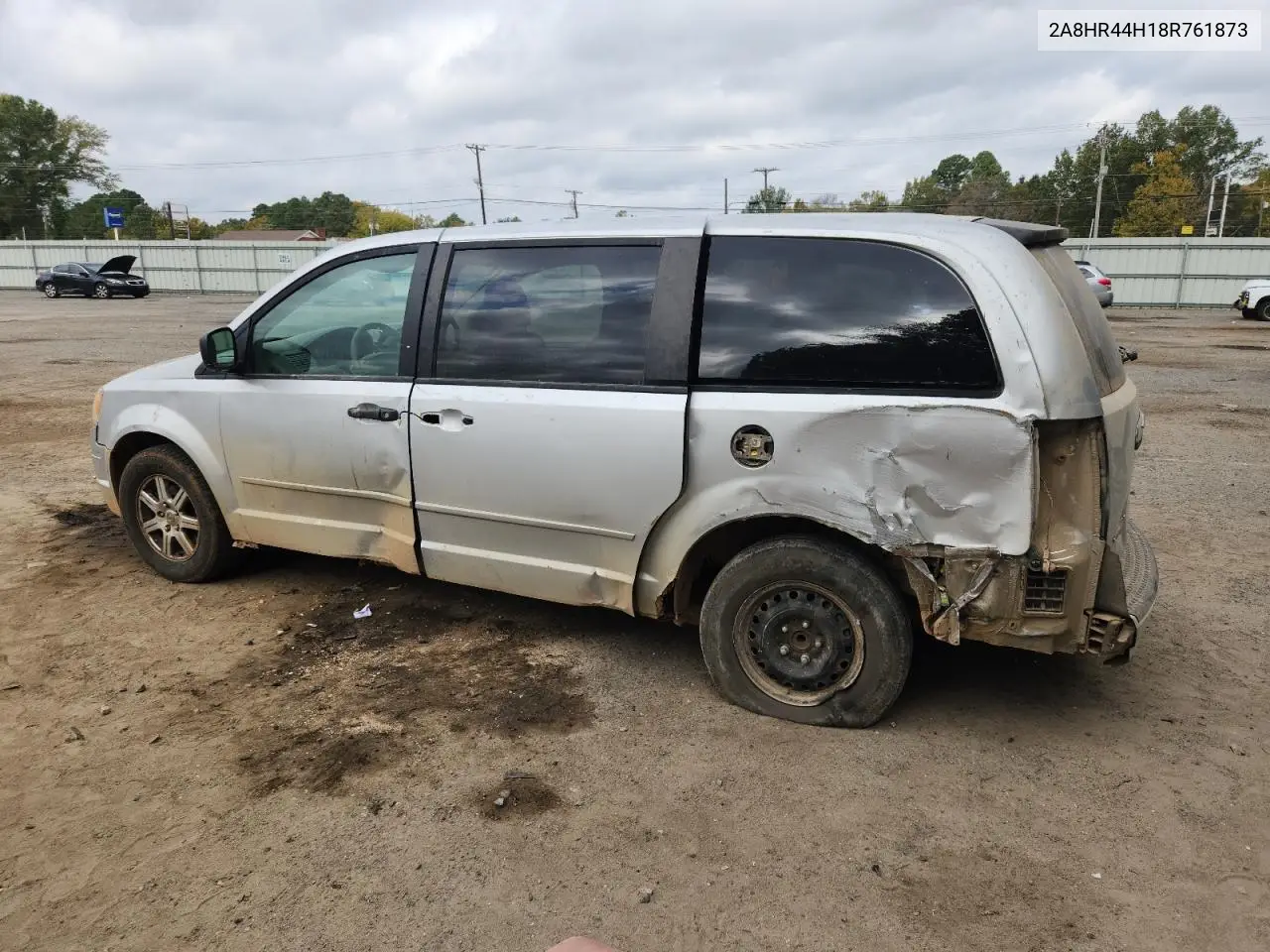 2A8HR44H18R761873 2008 Chrysler Town & Country Lx